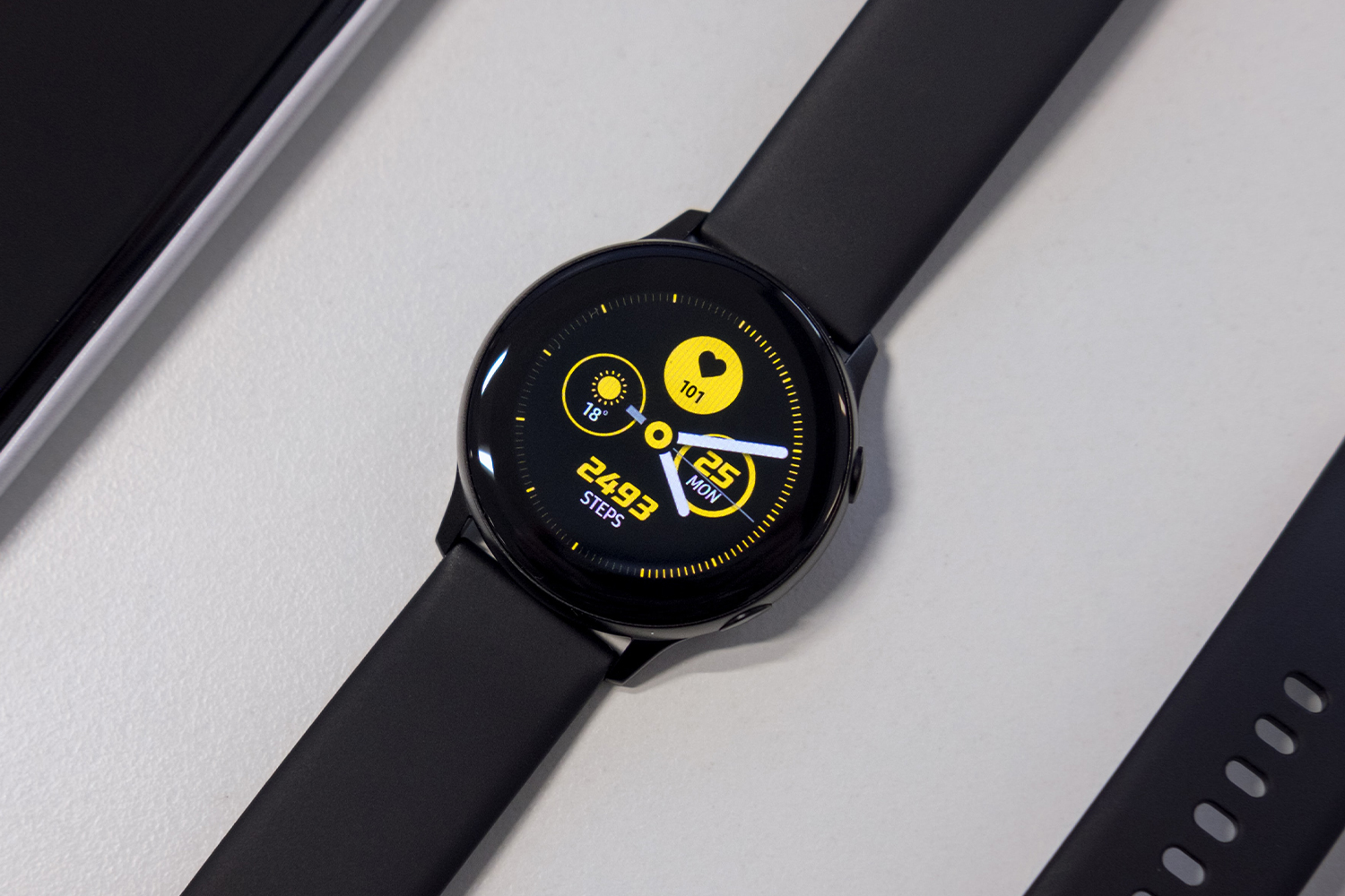 Samsung Galaxy Watch Nest Ve Ring Kameralarıyla Canlı Video Yayınlayacak