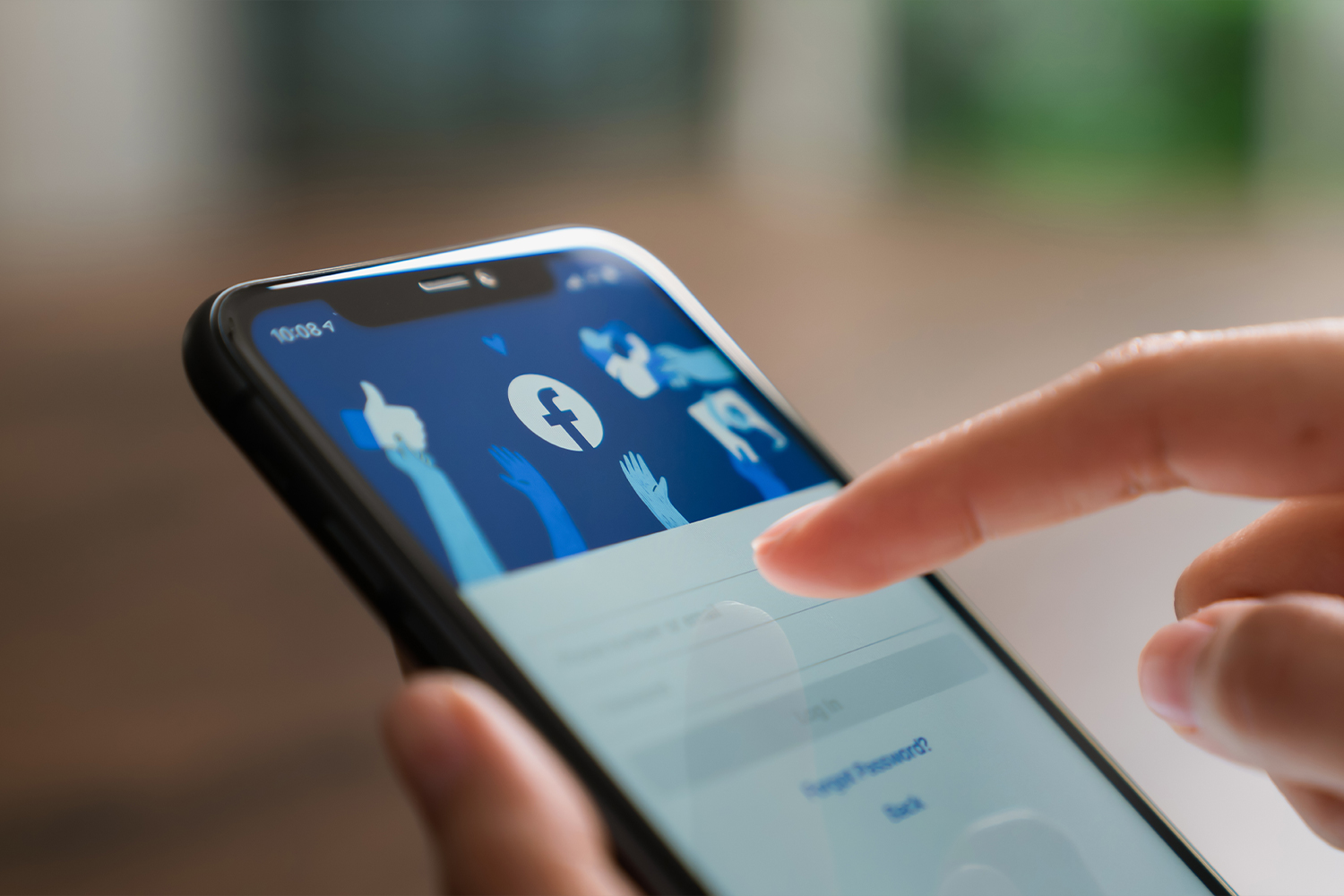 Facebook 2 Milyar Kullanıcıya Ulaştı