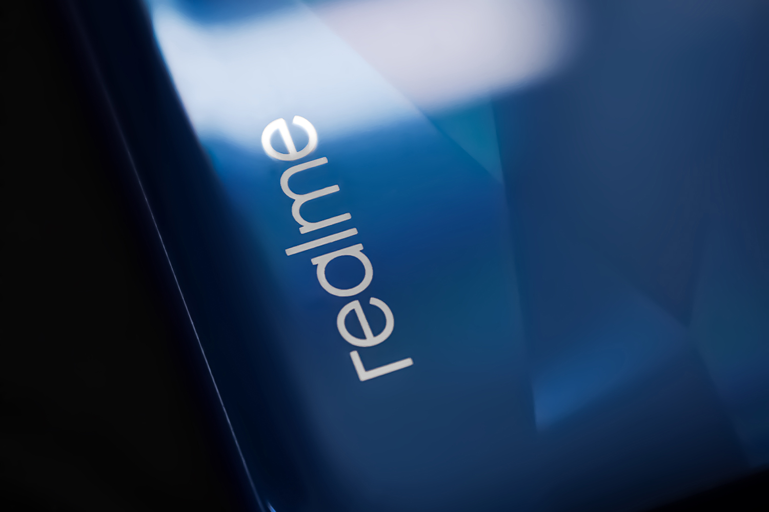 Realme GT Neo 5'in Şarjı 80 Saniyede 0'dan %20'ye Çıkabiliyor