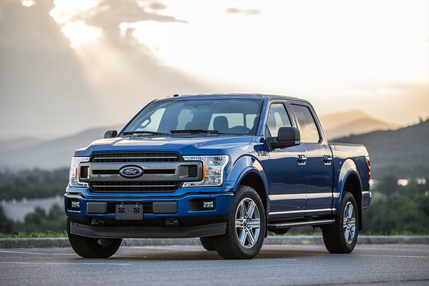 Ford F-150 Lightining Üretimine Yeniden Başlıyor