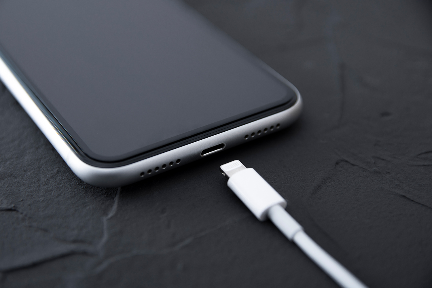 İphone'da Ki Yeni Otomatik Açılan Şarj Etme Özelliği Nasıl Devre Dışı Bırakılır?