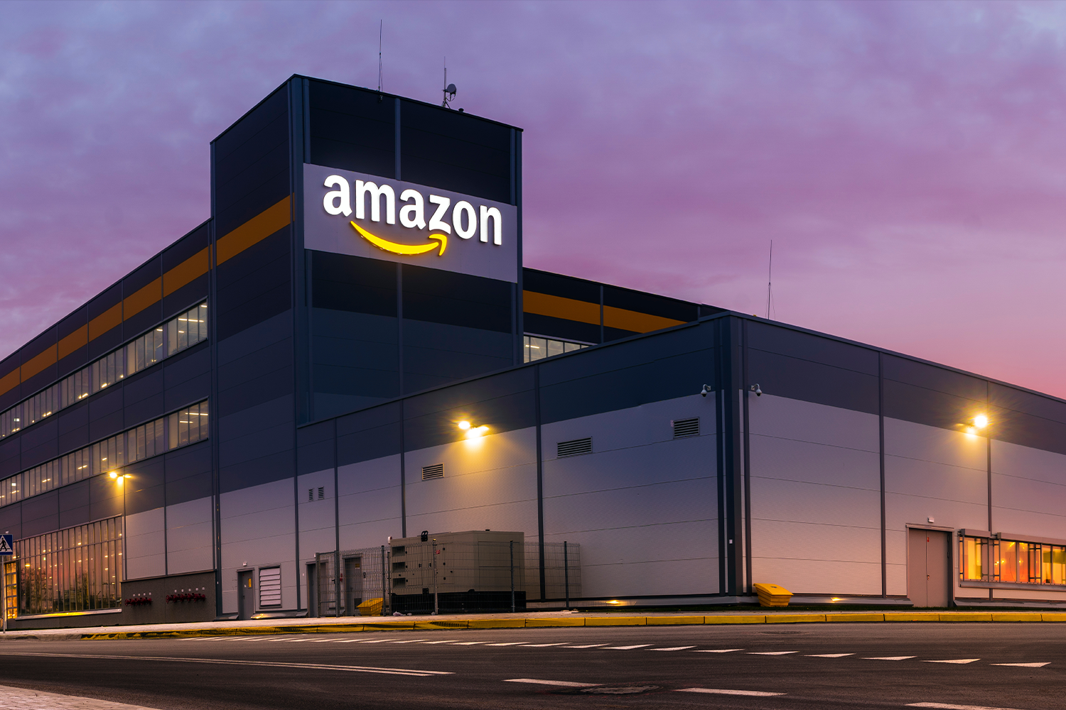 Amazon, 10 Bin İşçiyi Çıkardı Ve Neşeli Bir Reklam Filmi Yayınladı