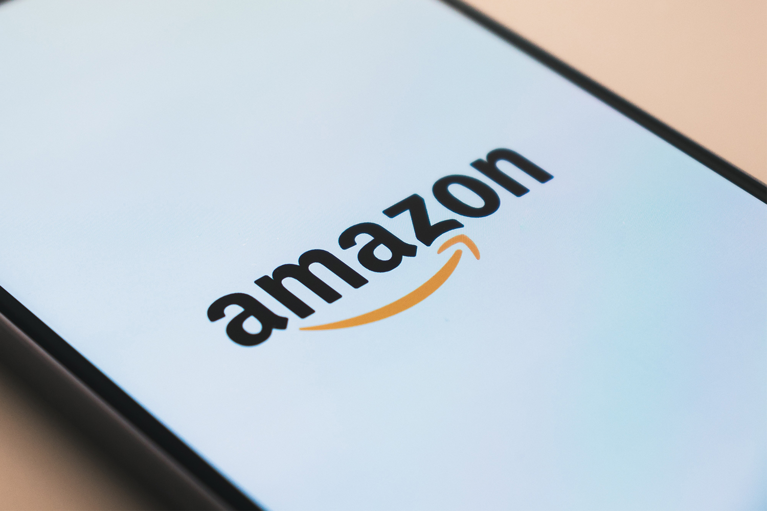 Amazon'dan Kafa Karıştırıcı Yıldız Derecelendirme Sistemi Testi