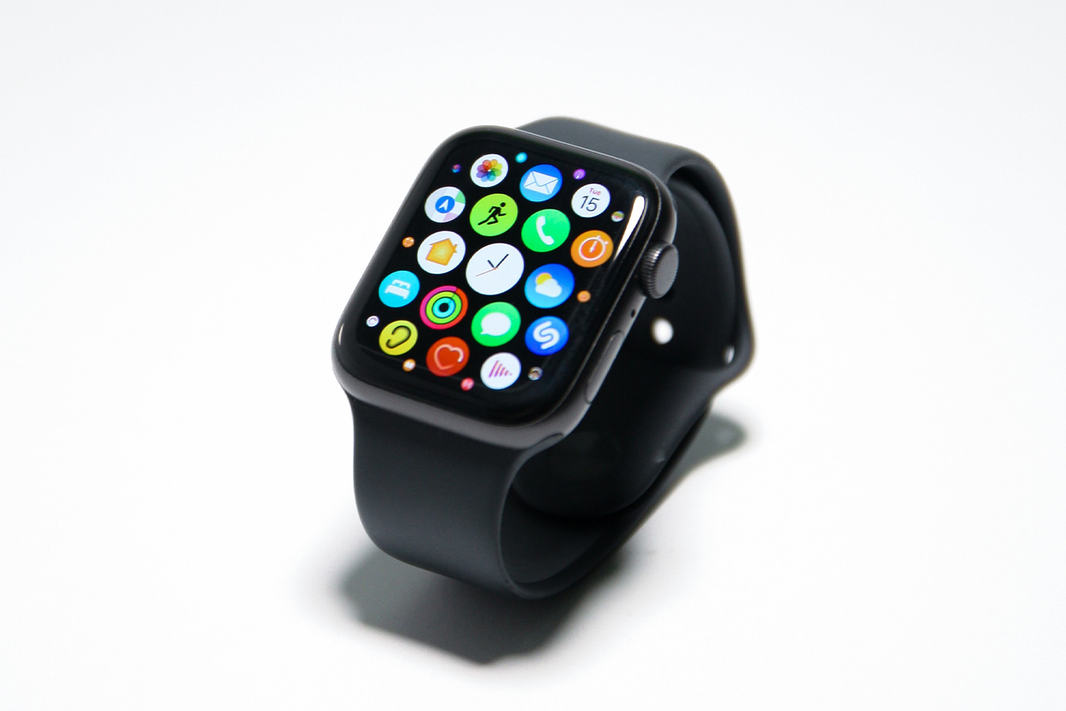 Apple, WatchOS'un Widget'lar Etrafında Yeniden Tasarlandığına Dair İddialar