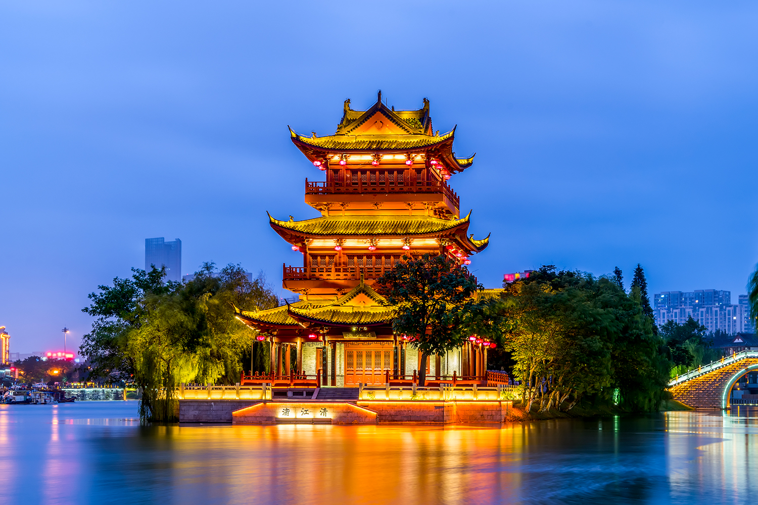 Kültürel Zenginlikleri Keşfet: Asya'nın Gizemli Şehirleri