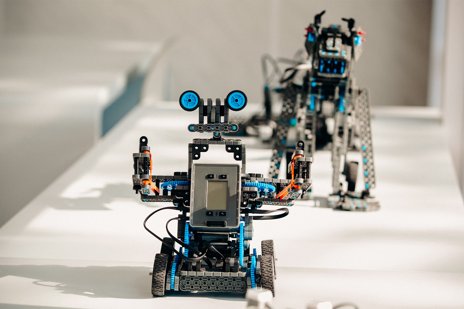 Bilim Adamları, AI İle Bir Robota Koku Alma Duyusu Verdi