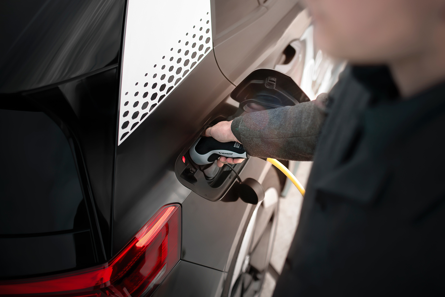 İlk Mercedes-Benz EV Hızlı Şarj İstasyonları Bu Sonbaharda Açılıyor: Yeni Dönemin Kapıları Aralanıyor