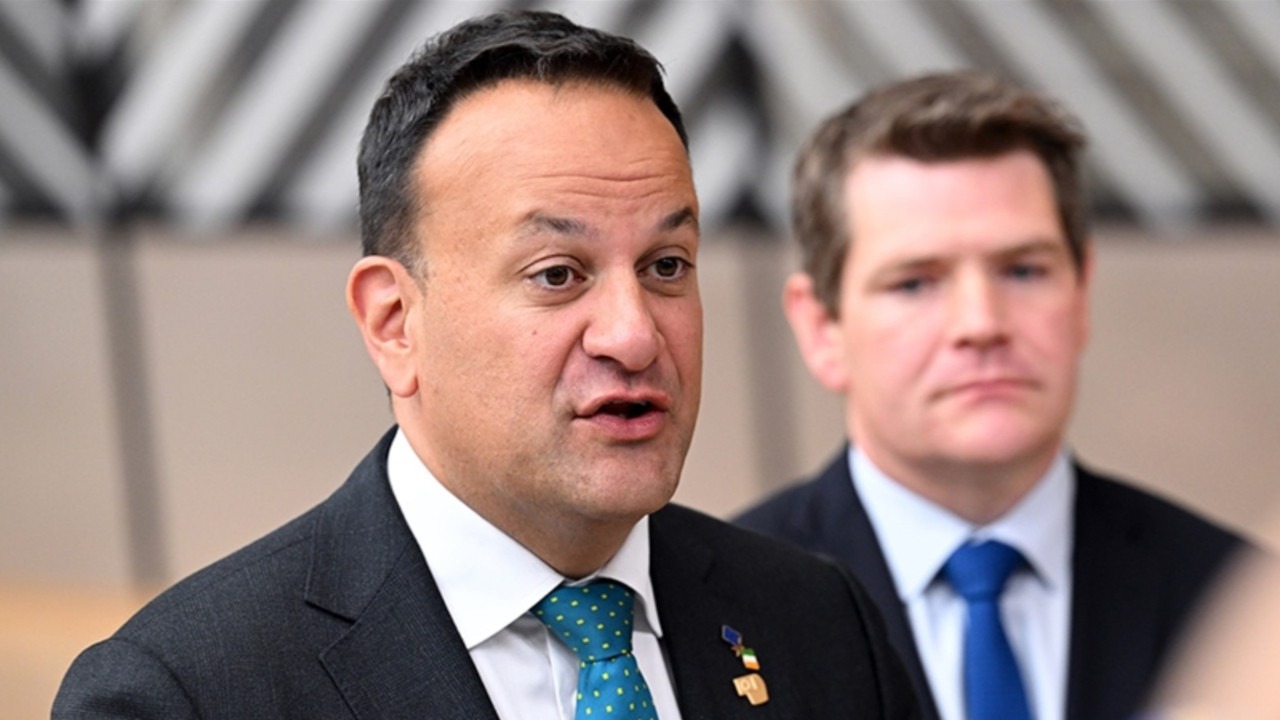 İrlanda'da Yeni Bir Dönem: Leo Varadkar'ın Sürpriz İstifası