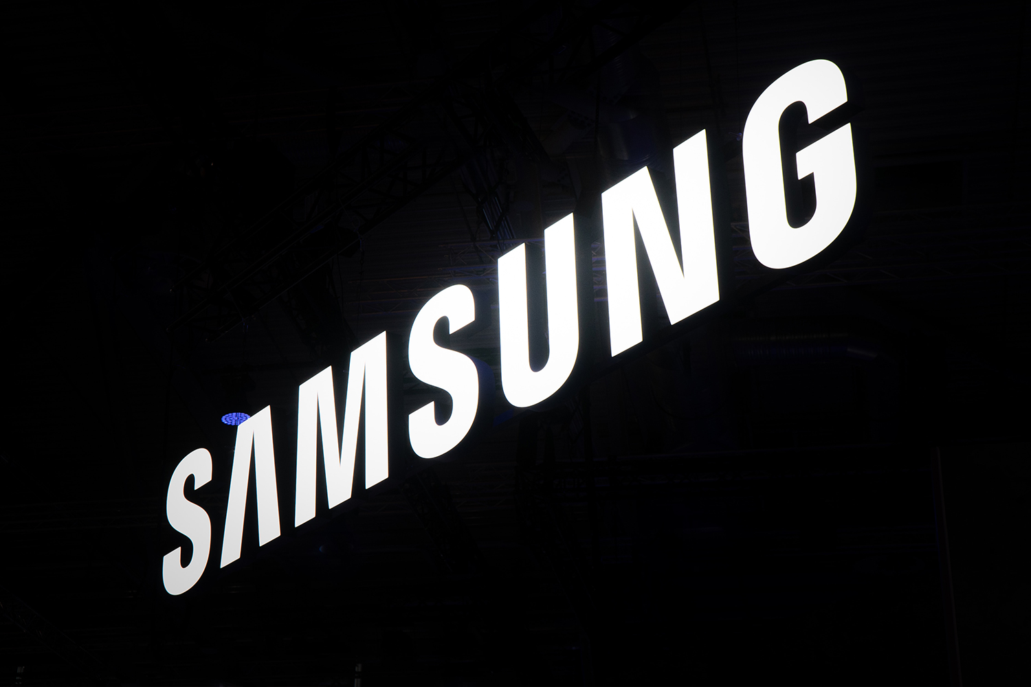 Samsung Yarı İletken İşinde Büyük Kayıplar: 2023'ün İlk Çeyreğinde 3,4 Milyar Dolarlık İşletme Zararı