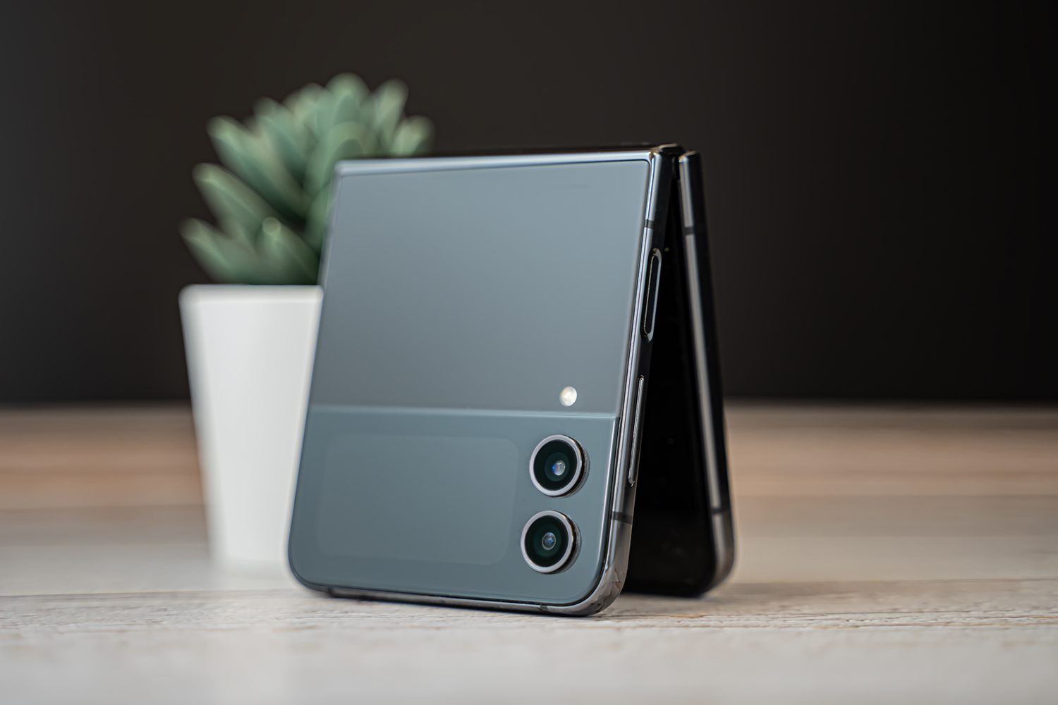 Samsung'un Yeni Katlanabilir Telefonları 26 Temmuz'da Tanıtılacak