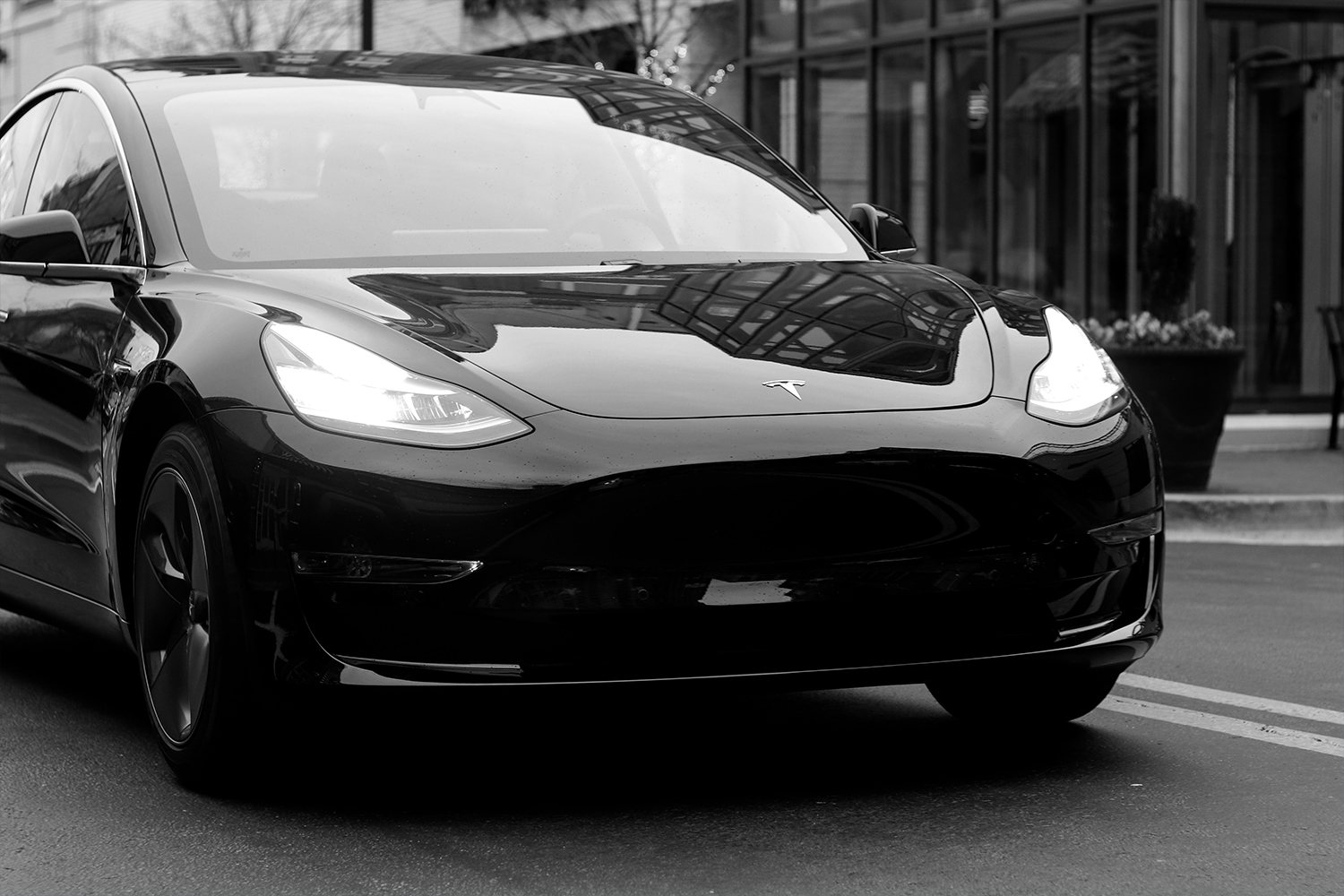 Tesla Bu Yıl 5. Kez Araba Fiyatlarını Düşürdü