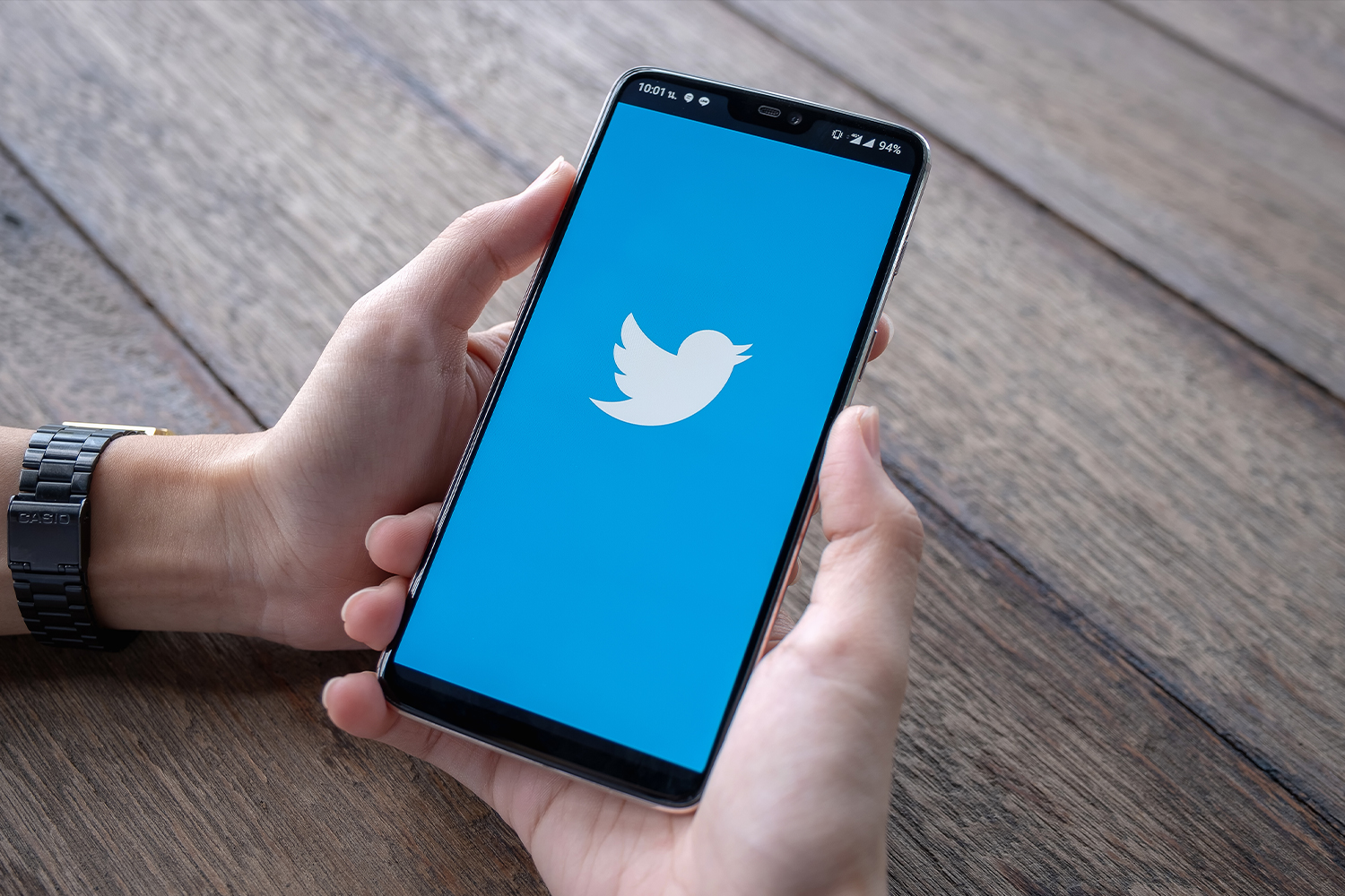 Twitter, Medya Hesaplarından 'Devlet Tarafından Finanse Edilen' Etiketini Çekiyor: Reklamverenler Artık Ödeme Yapmak ve Doğrulamak Zorunda