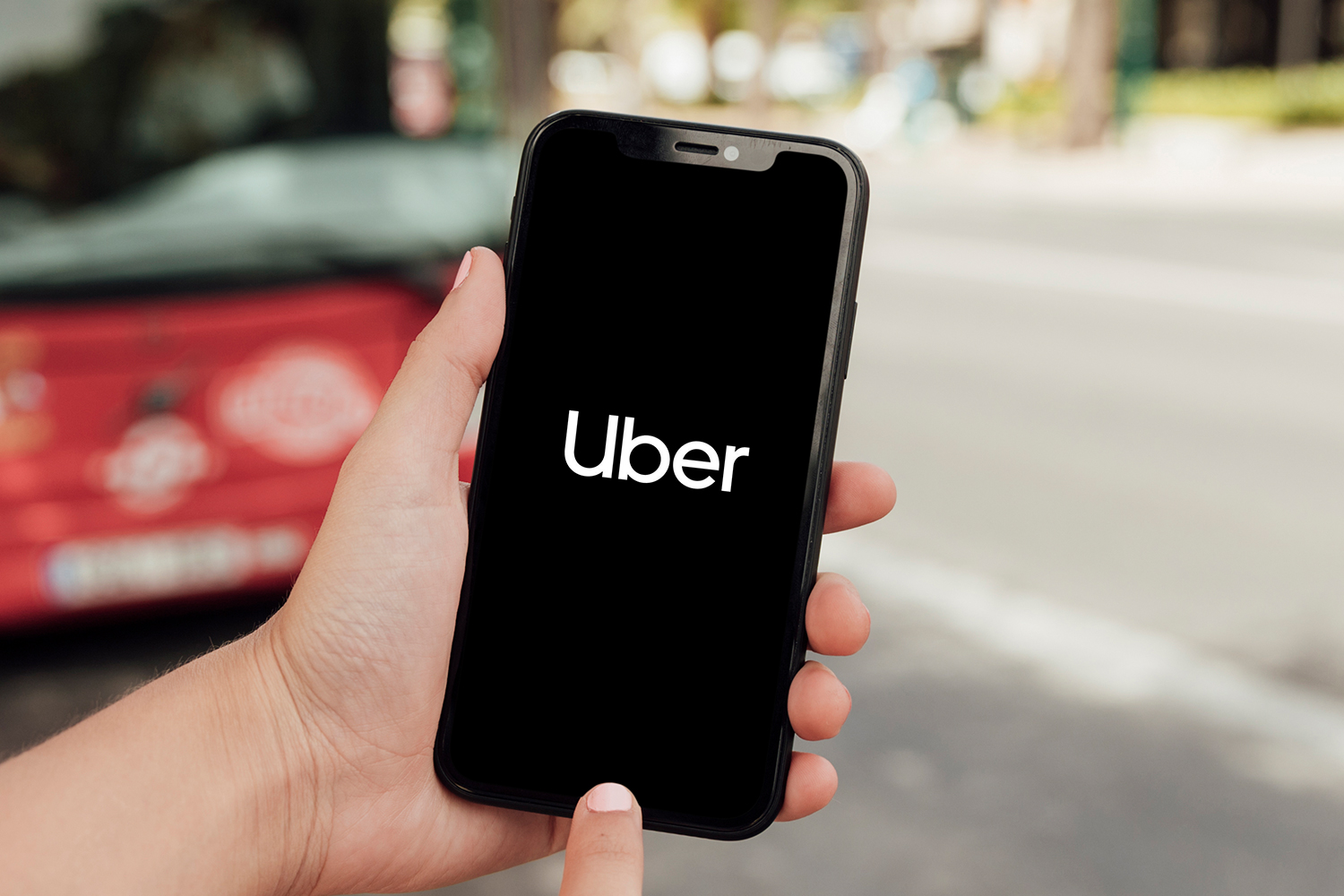 Uber'de Yaş Sınırı Değişikliği: Kaliforniya'daki Genç Sürücüler için Yeni Kurallar