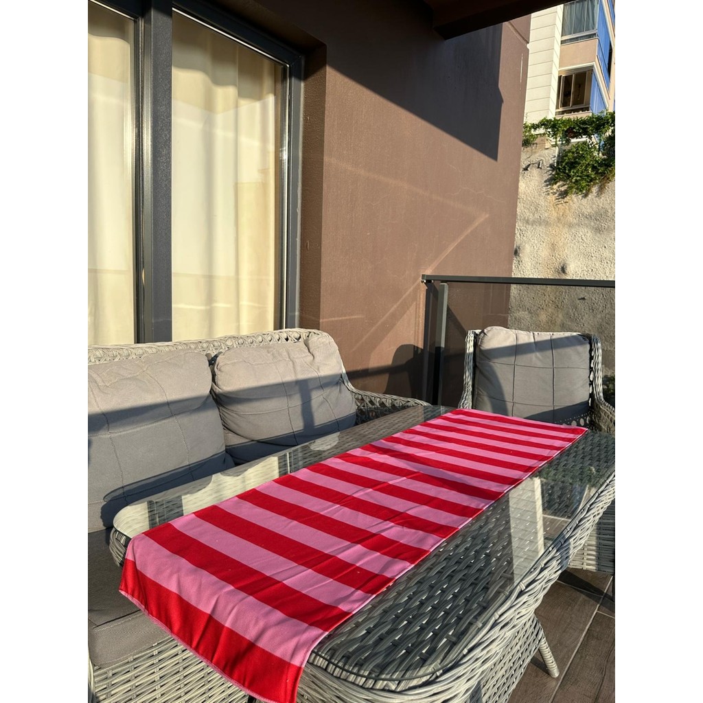 135X43 cm Kırmızı Pembe Çizgili Runner - 135 x 43 cm SSD / Solid State Drive Fiyatı