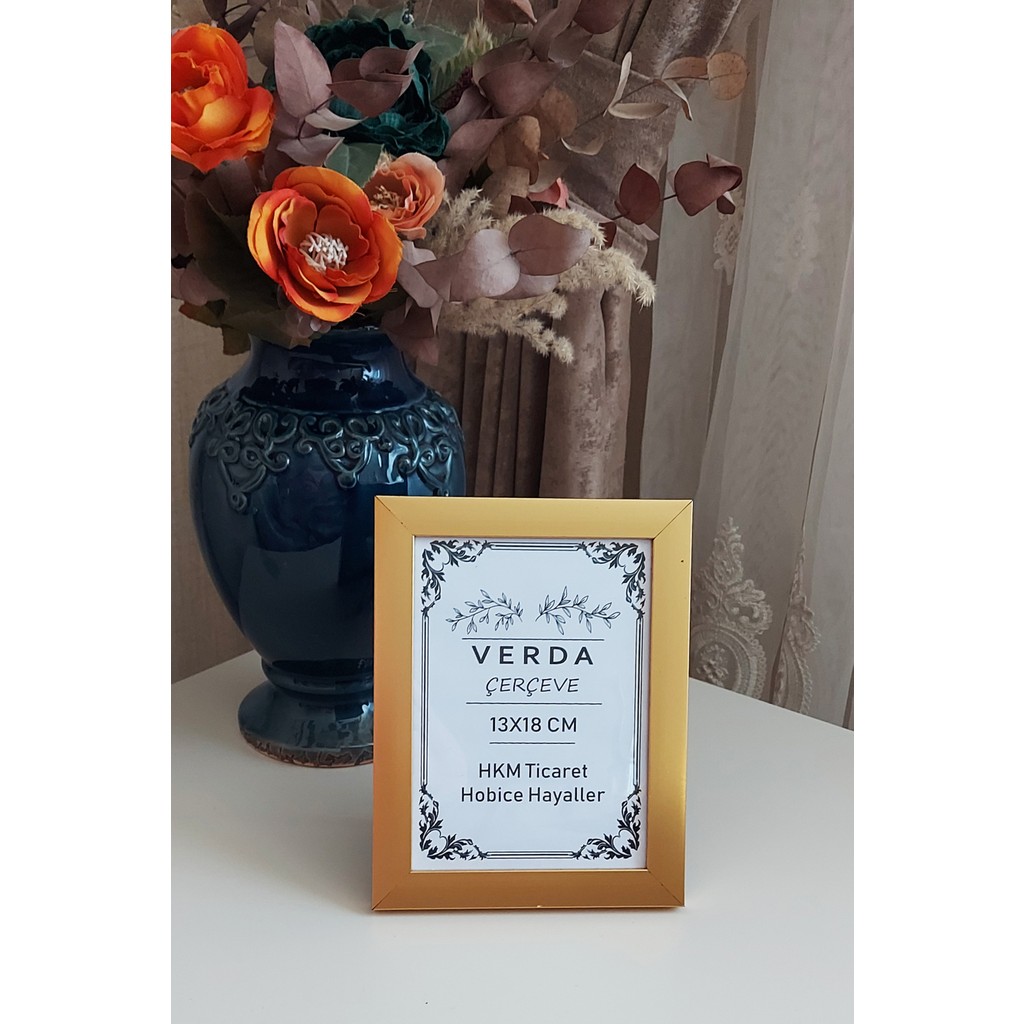 13X18 cm Fotoğraf Çerçevesi! Ahşap Ayaklı Pvc Camlı Dekoratif Masaüstü Çerçeve! Gold Renk Resim & Fotoğraf Çerçevesi Fiyatı