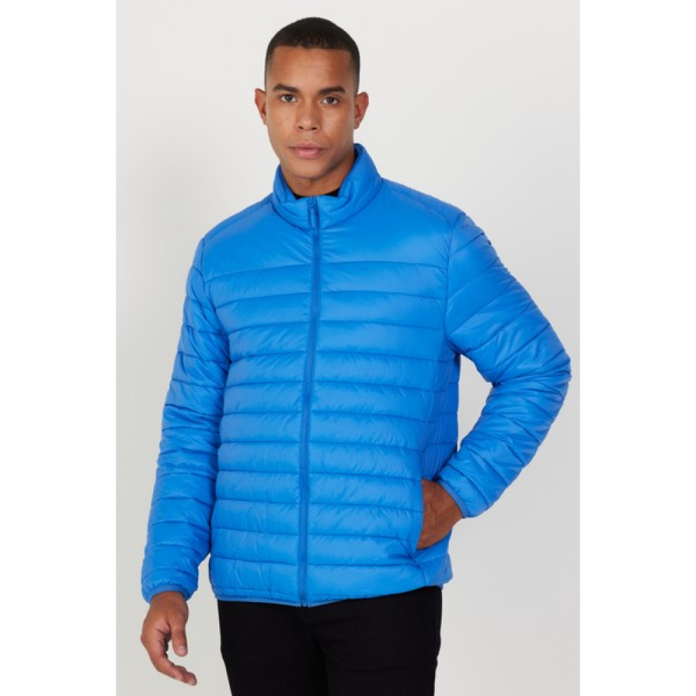 AC&Co / Altınyıldız Classics Erkek Mavi Standart Fit Normal Kesim Dik Yaka Ultra Hafif Elyaf Dolgulu Mont Erkek Mont Fiyatı