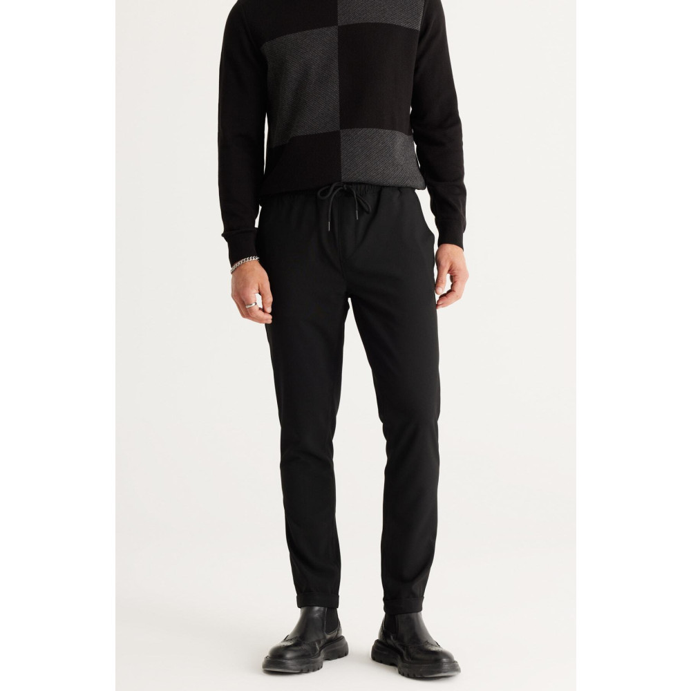 AC&Co / Altınyıldız Classics Erkek Siyah Slim Fit Rahat Kesim Beli Bağlamalı Yan Cepli Jogger Pantolon 52 Beden Kadın Pantolon Fiyatı
