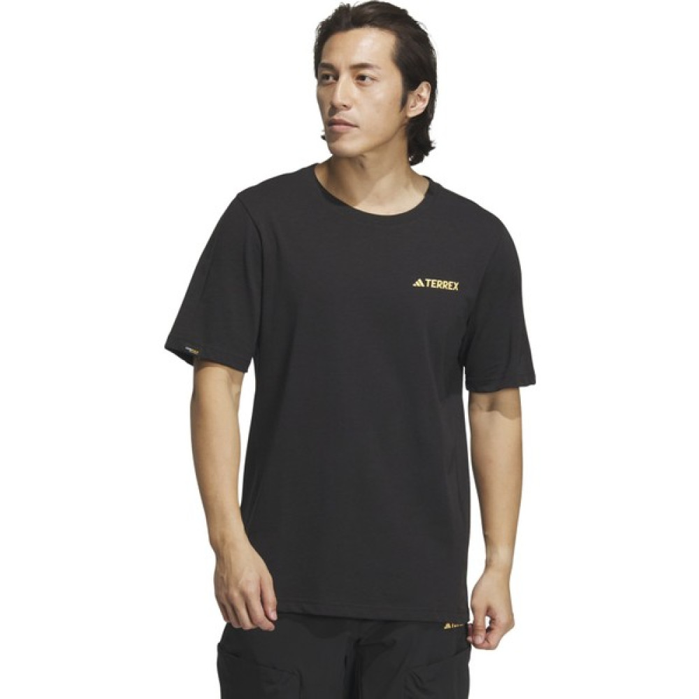 adidas AIC1961 Adidas Campyx Tee Ss Erkek T-Shirt Siyah T-Shirt & Sweatshirt (Outdoor) Fiyatı