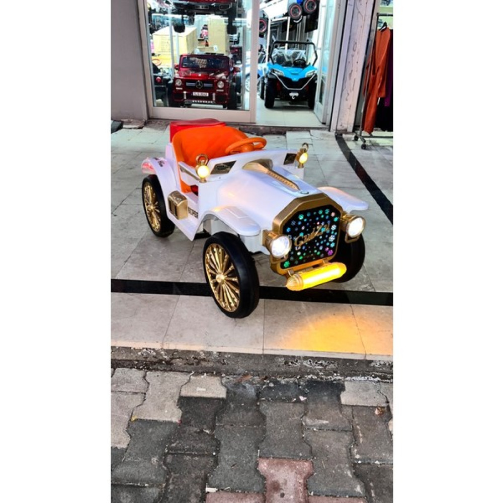 Akülü Clasıc Roys Roys 4x4 - Beyaz Akülü Araba Fiyatı
