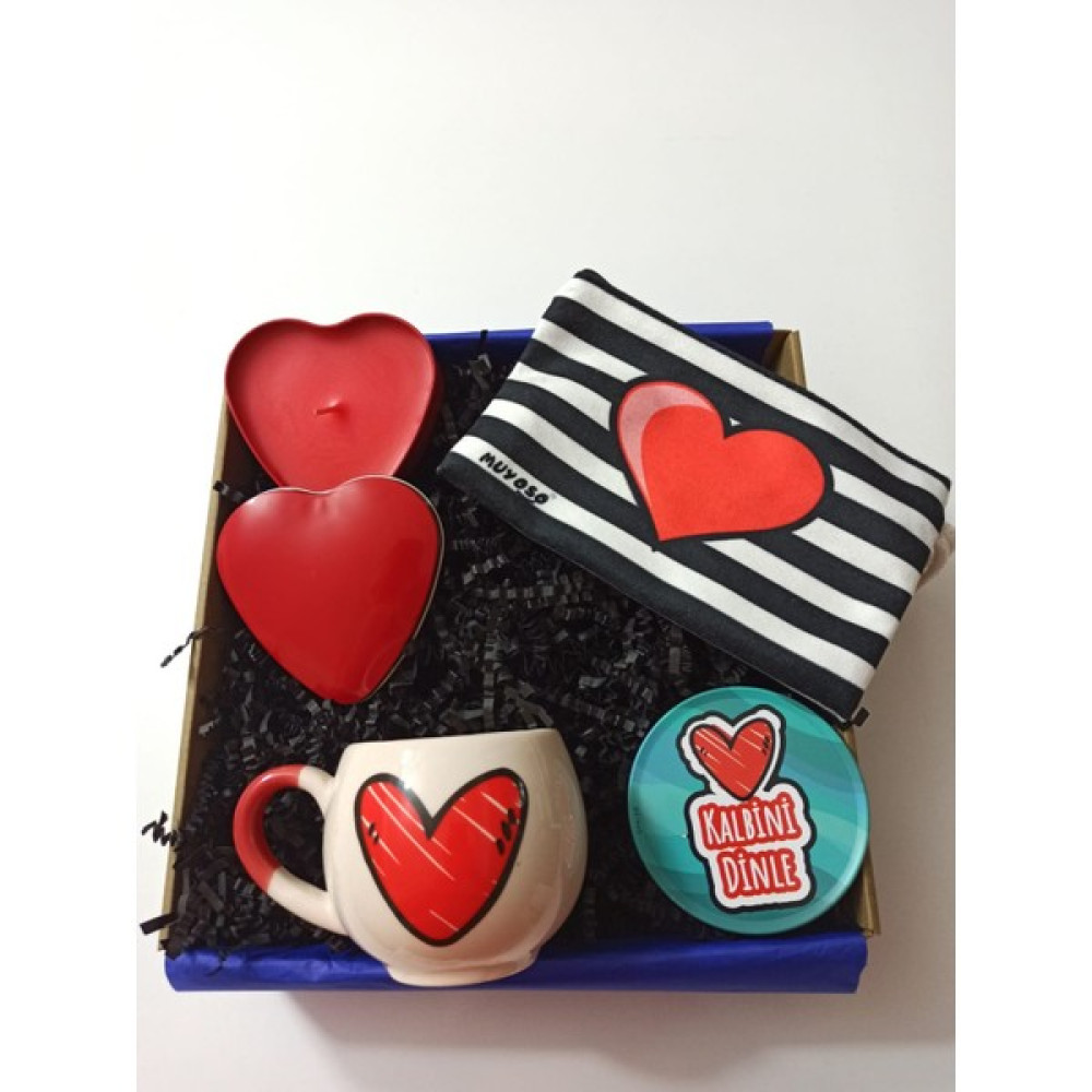 Alanç Gift Sevgililer Günü, Doğum Günü, Anneler Günü El Yapımı Balon Kupa, Kokulu Mum, Bez Cüzdan, Bardak Altlığı Hediye Seti Altın, Takı & Aksesuar Fiyatı