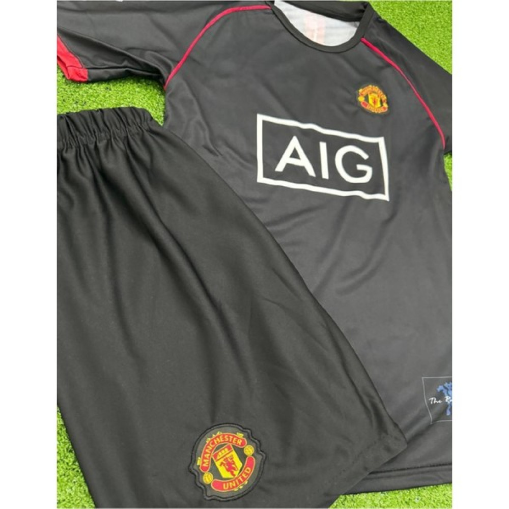 Alaturka Mix Ronaldo Retro Siyah 7 Manchester United 2008 3'lü Çoçuk Forma Seti Forma Şort Çorap Futbol Malzemeleri Fiyatı