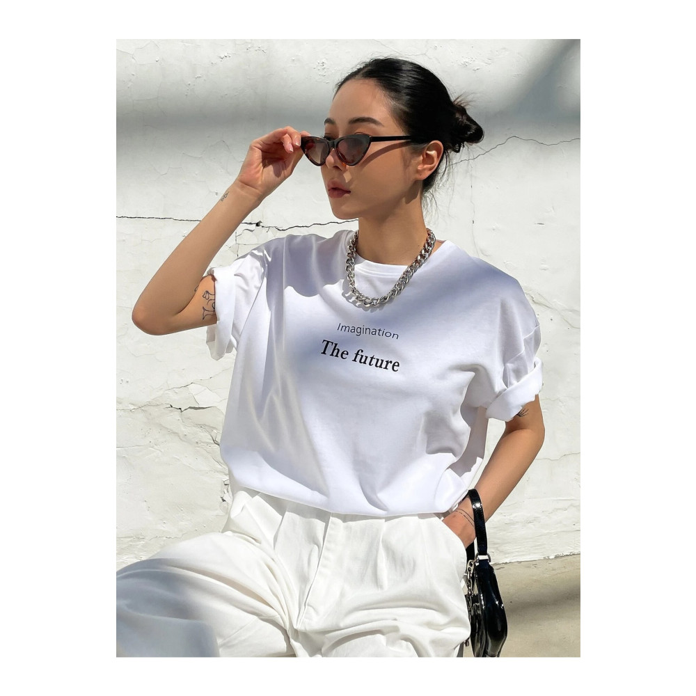 ALİKA Kadın Beyaz The Future Oversize T-shirt Small-Medium Beden Bayan T-shirt Fiyatı