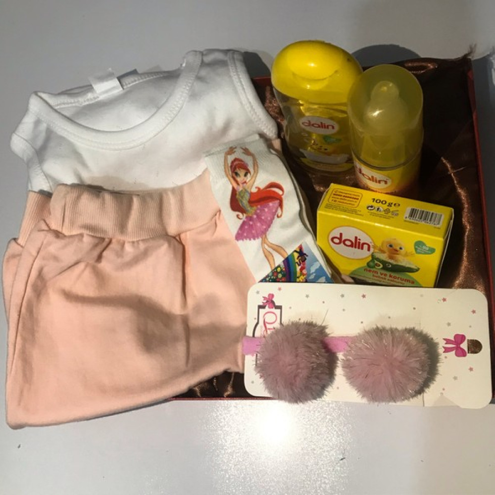 Alisa Hediyelik Kız Bebek Hediye Kutusu Bebek Beslenme Gereçleri Fiyatı