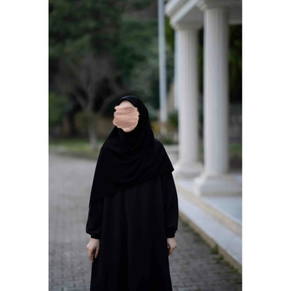 Alluring Medine Ipeği Büyük Boy Siyah Eşarp  120 x 120 Eşarp Fiyatı