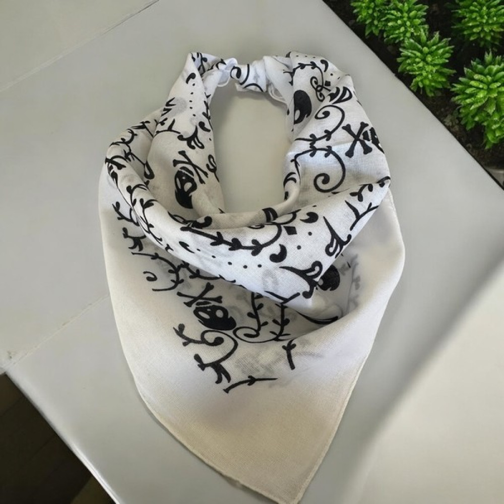 Als Accessories Beyaz Renk %100 Koton Içi Desenli ve Kurukafa Model Motorcu, Sporcu Bandanası Toka, Taç & Saç Bandı Fiyatı