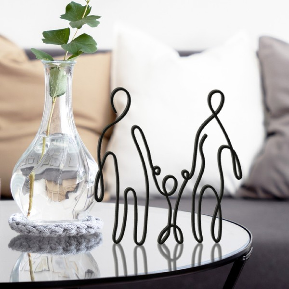 ALVİNA Aile Figürlü Anne - Baba - Erkek Çocuk Line Art Dekor Biblo - Bioplastik Biblo Fiyatı