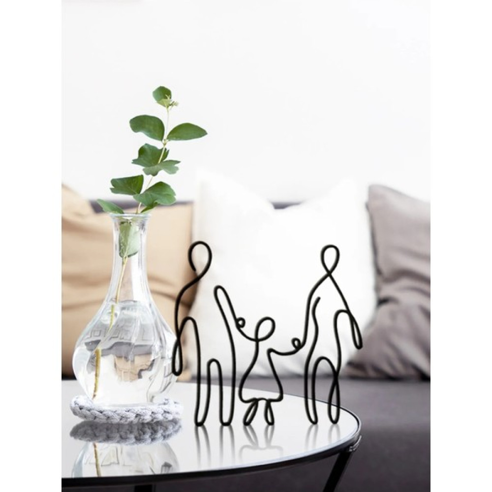ALVİNA Aile Figürlü Anne - Baba - Kız Çocuk Line Art Dekor Biblo - Bioplastik Biblo Fiyatı