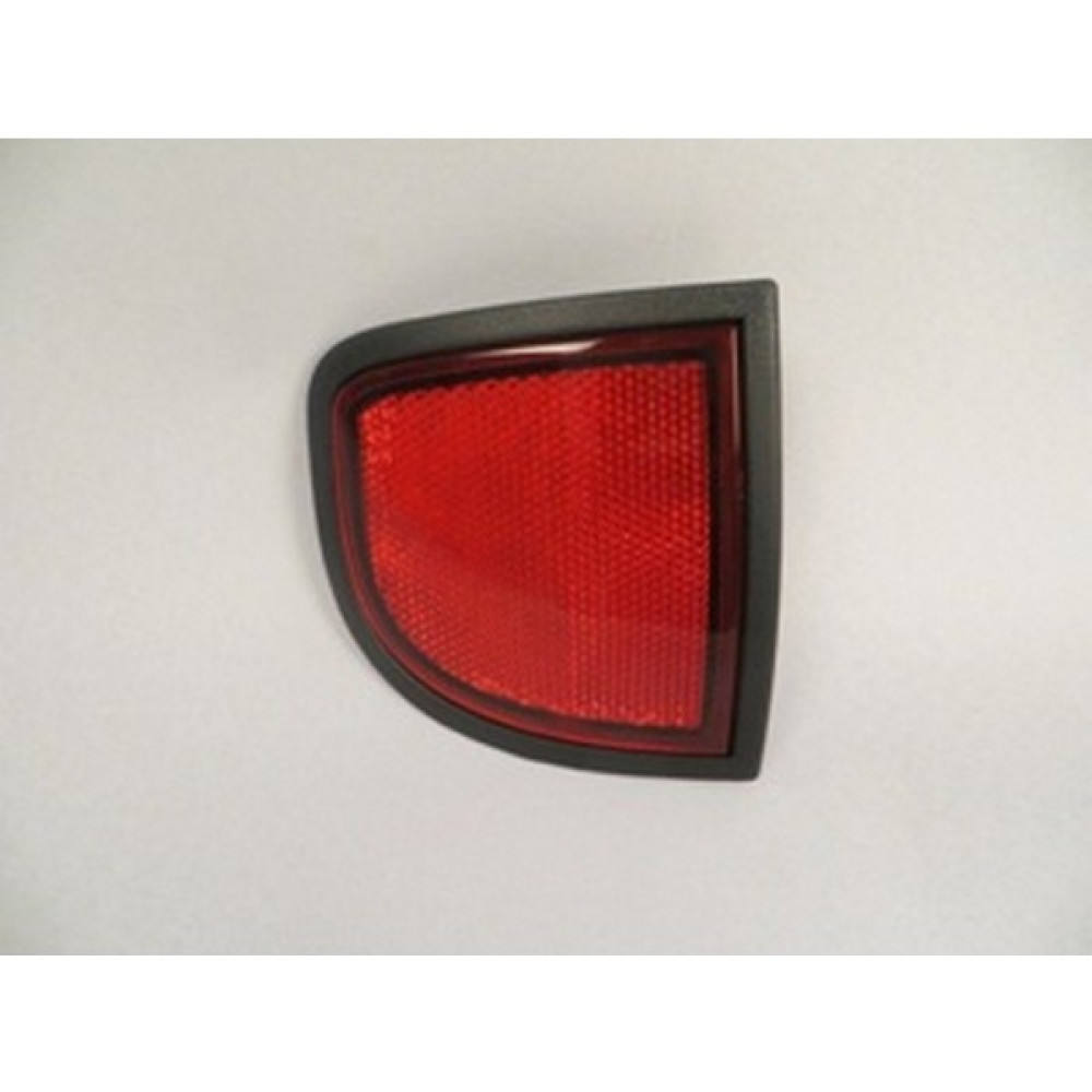 AMC 2006 - 2015 Mıtsubıshı L200 Pıck Up - Arka Reflektör Sol Arka Çamurluğa Takılan Amc Oem No: 8355A015 Ledli Lambalar Fiyatı
