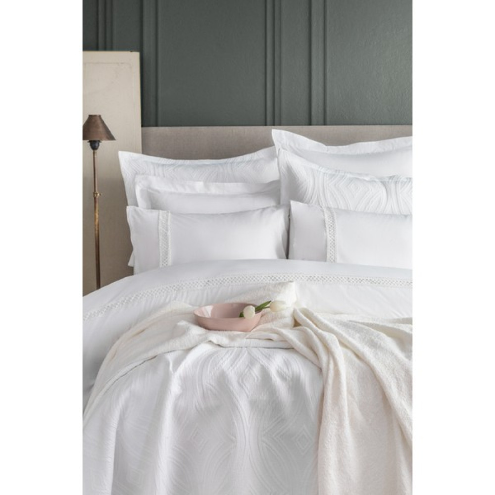 Apricitas Home Belmont White Tek Kişilik %100 Pamuk Nevresim Takımı ve Battaniye-Yatak Örtüsü Seti - 170 x 240 cm - Beyaz Yatak Örtüsü Fiyatı