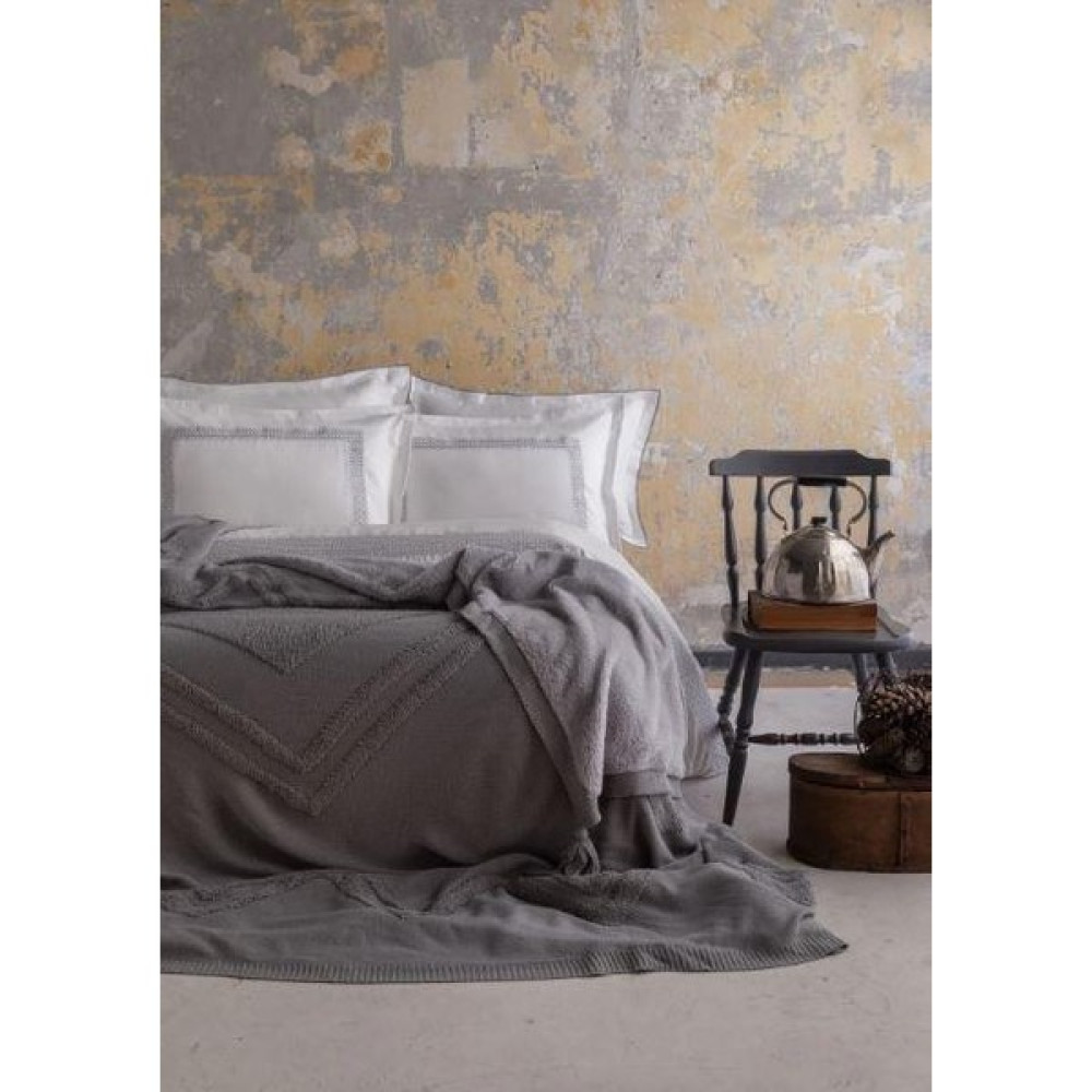 Apricitas Moneda Gri, Çift Kişilik Desenli Yatak Örtüsü Seti - Gri - 220 x 240 cm Nevresim Takımı Fiyatı