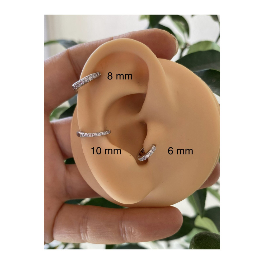 Arescollection KARARMAZ ZİRKON TAŞLI HALKA TRAGUS HELİX CONCH LOBE ROOK UYUMLU 1 ADET PİERCİNG KÜPE 8 MM Beden Altın & Gümüş Piercing Fiyatı
