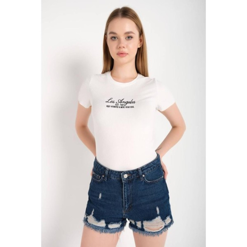 Artuğ Boutique Yazı Baskılı Crop T-Shirt Bayan T-shirt Fiyatı