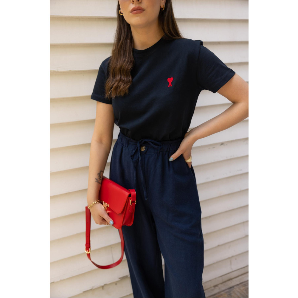 Askı Nişantaşı Lacivert Kalp Nakış Detaylı Basic Tshirt S Beden Bayan T-shirt Fiyatı