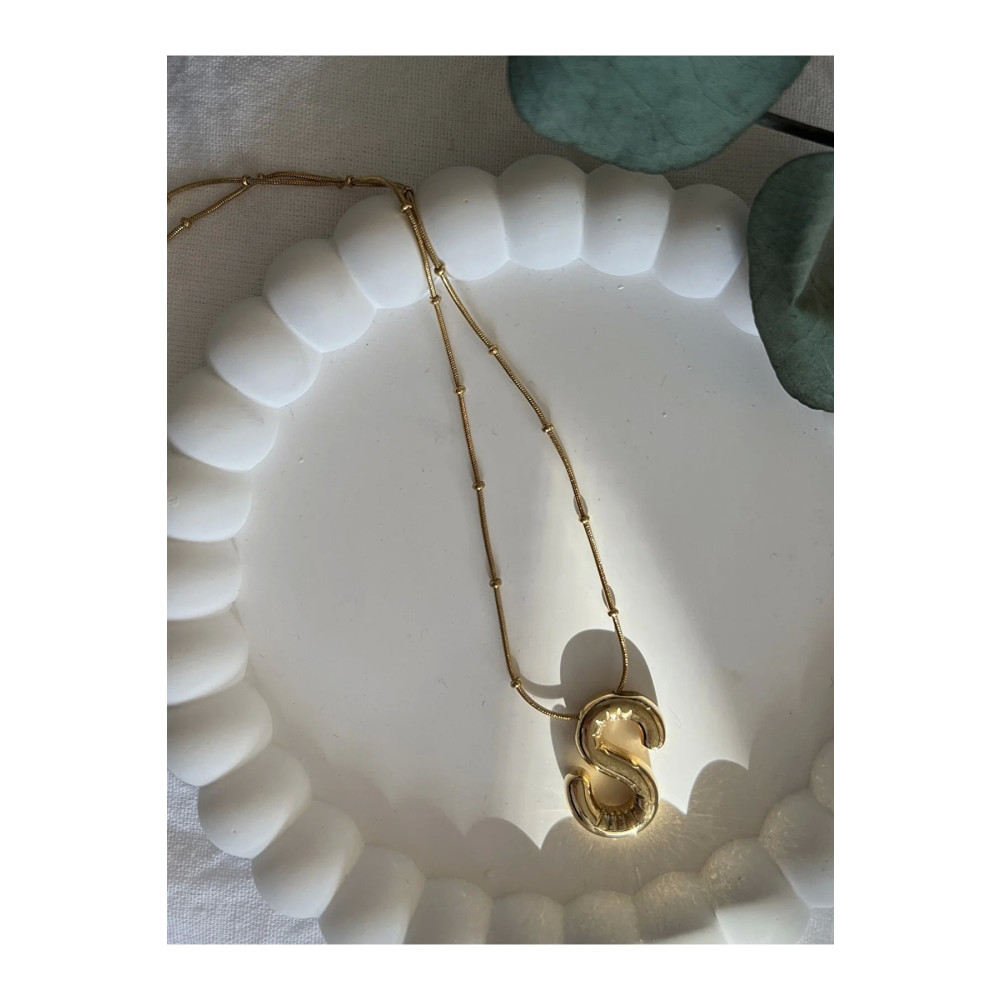 Aslı Jewelry BOMBELİ S HARFLİ ÇELİK KOLYE Bijuteri Kolye Fiyatı