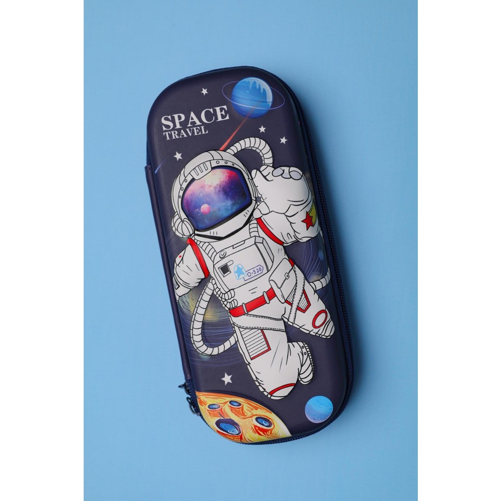 Astronot Tasarımlı 3D Kalemlik Kabartmalı Kalem & Yazı Gereçleri Fiyatı