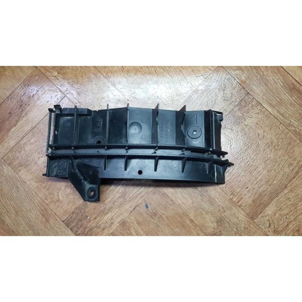 Audi A3 2001-2003 Sağ Arka Tampon Tutucu -Orj- Oto Boyaları Fiyatı