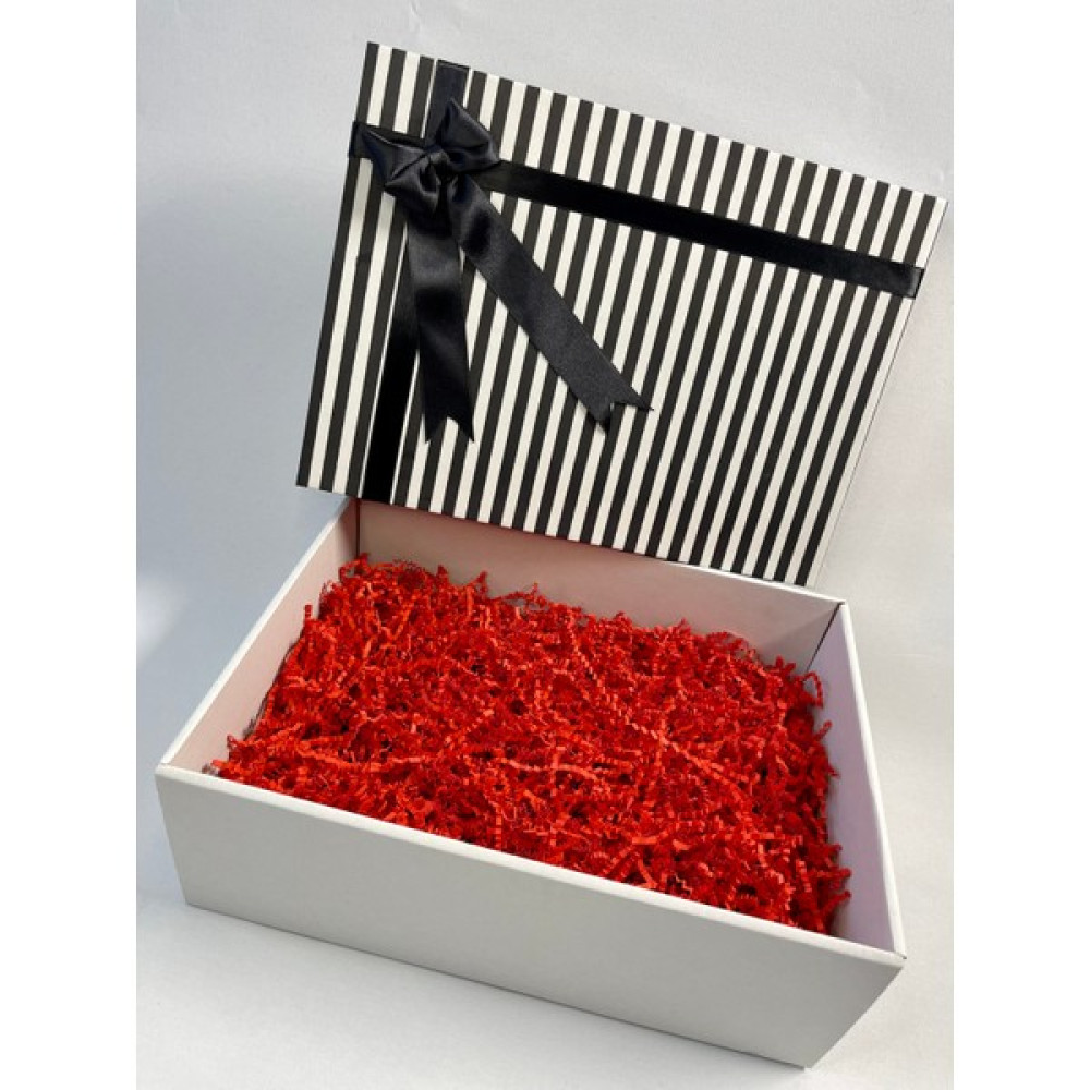 Aura Gift Shop Siyah Fiyonklu, Siyah Beyaz Çizgili Renk, Kırmızı Kırpıklı Boş Hediye Kutusu,çeyiz KUTUSU,25X35X12CM Eşya Saklama Kutusu Fiyatı