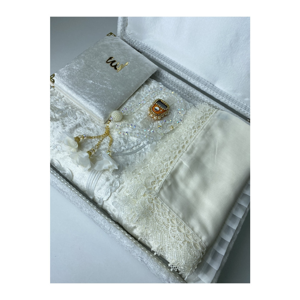 AYHANHOME 6 Parça Kadife Seccade Takımı Çeyizlik Bohça Sandıklı Gelin Damat Seti 70 x 120 Beden Seccade Fiyatı