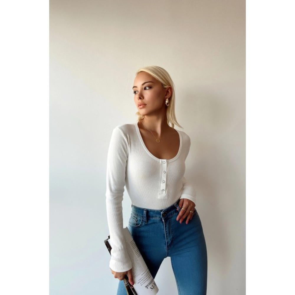 Bacc Beyaz Patlı Çıtçıtlı Kaşkorse Bluz Bluz Fiyatı