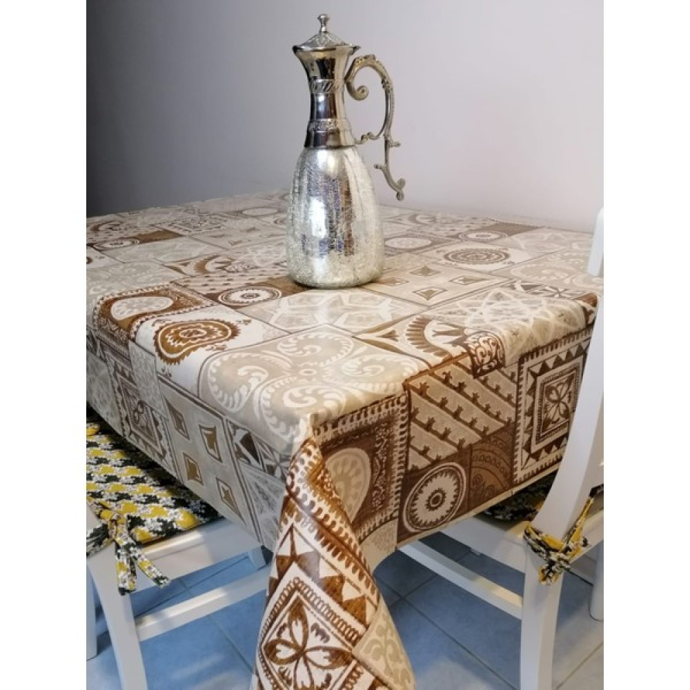 Başak Ev Tekstili Elyaflı Pvc Muşamba - Fantastik Desenli Silinebilir Masa Örtüsü - Kahverengi - 140 x 140 cm Masa Örtüsü Fiyatı