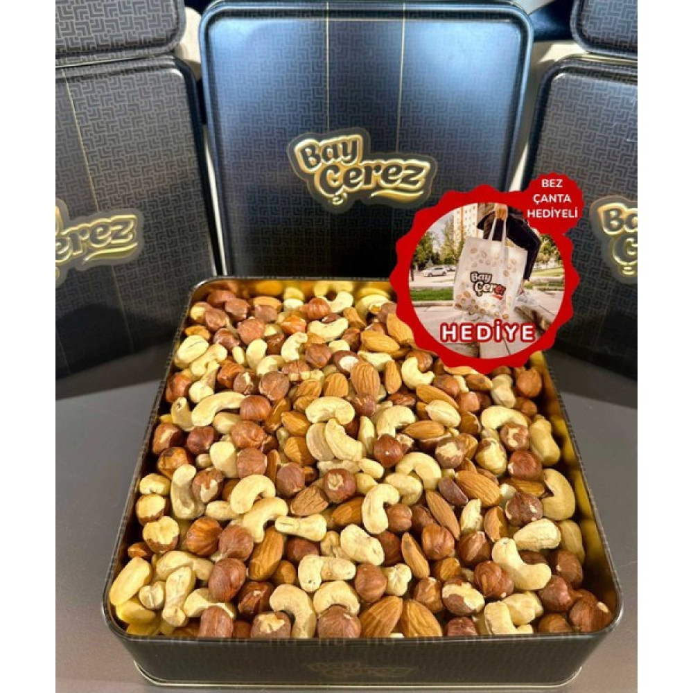 Bay Çerez Metal Kutu 3’lü Çiğ Karışık Kuruyemiş (Çiğ Kaju, Çiğ Badem, Çiğ Fındık) Net 1 kg Diğer Fiyatı
