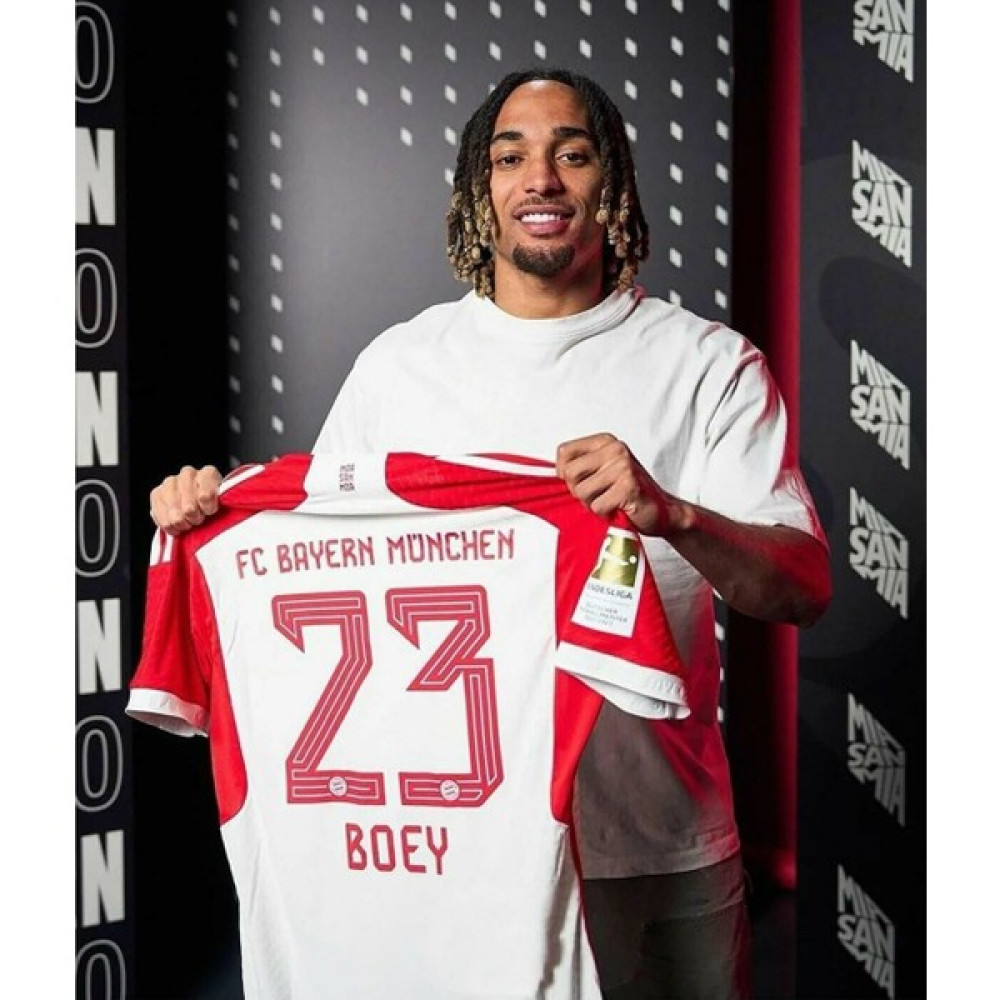 Bayern Münih 2023/24 Yeni Sezon Sacha Boey Iç Saha Forması Futbol Malzemeleri Fiyatı