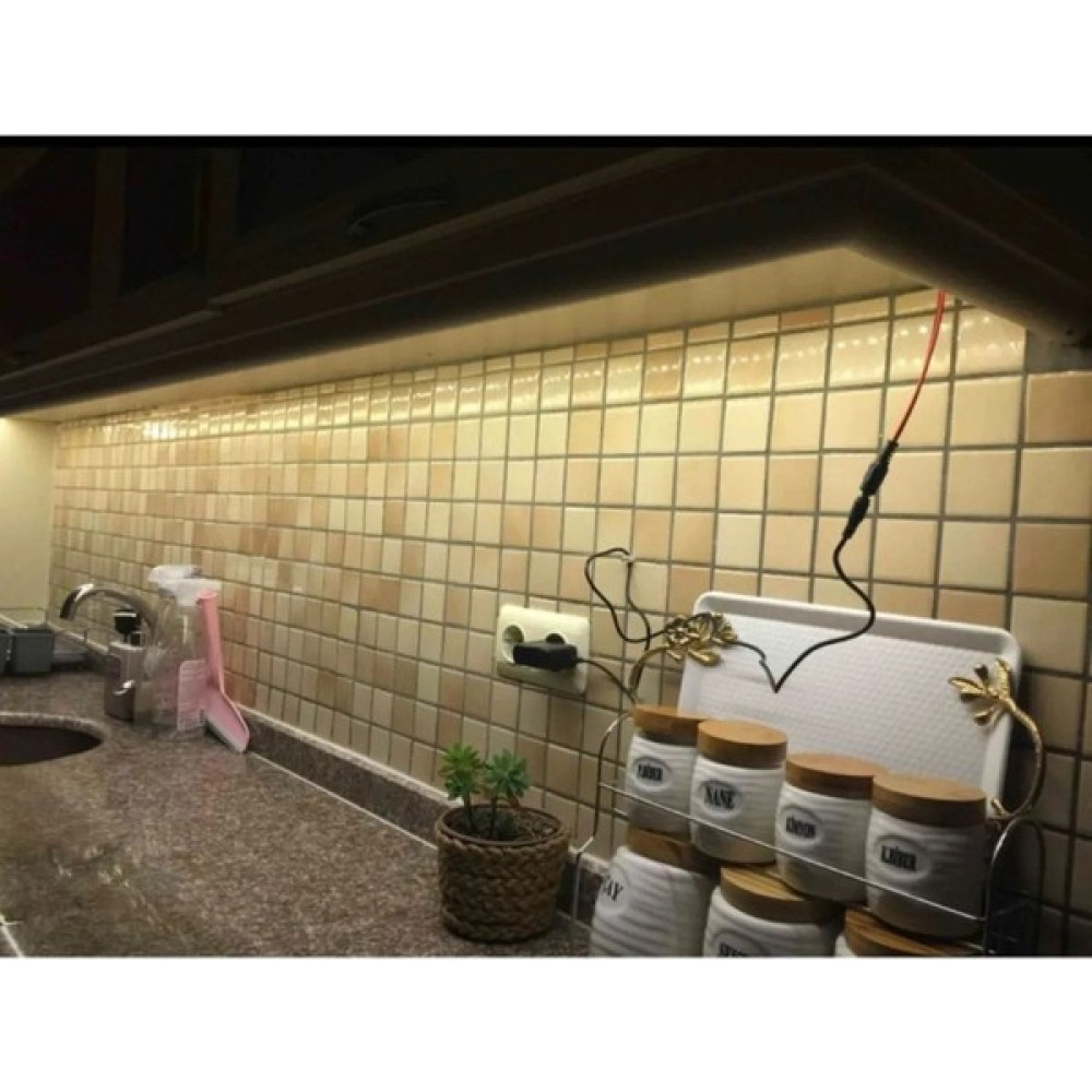 Bayırtech Mutfak Dolabı Için 5 mt Gün Işığı Şerit LED 12V Adaptör Aç Kapa Anahtarlı - 5 m - 3000K - Günışığ Led Aydınlatmalar Fiyatı