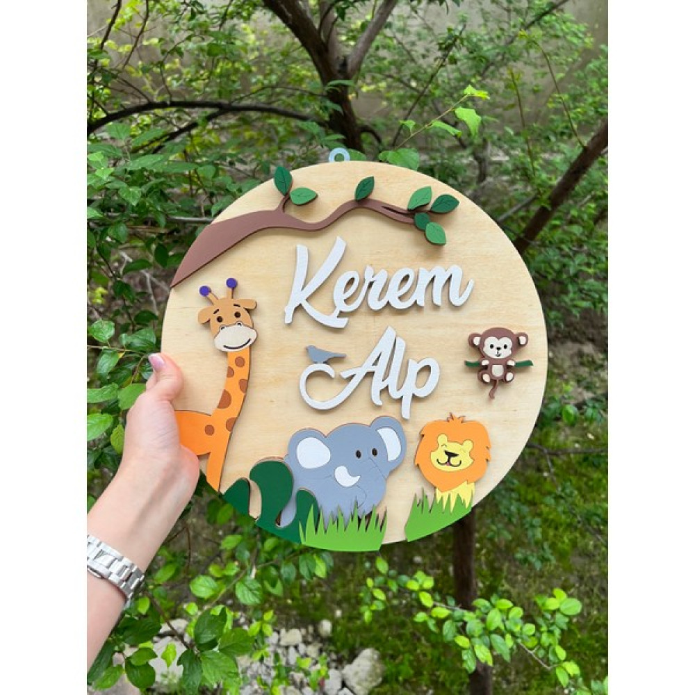 Baykuş Craft Mimarlık Özel Tasarım Hastane Hediyelik Orman Safari Hayvanlı Aslan Zürafa Bebek Ahşap Kapı Süsü - Ahşap Rengi - 0 - 3 Yaş Bebek Kapı Süsü Fiyatı