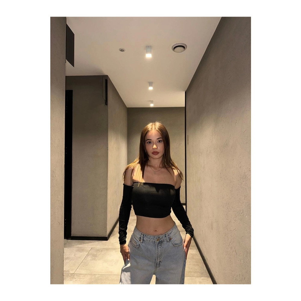 Bbeox Sandy Madonna Crop M Beden Bluz Fiyatı