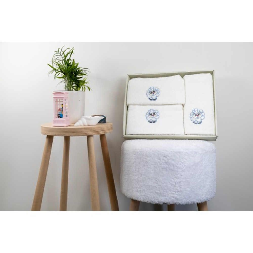 Bebek Havlu Seti Beyaz Renk, Kuzu Nakışlı - 70*130 CM + 50*90 CM + 30*50 CM Oto Boyaları Fiyatı